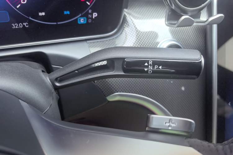 Used Mercedes-Benz C-Class 2025 C 260 L Sport Edition Gear Lever