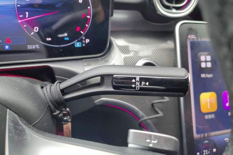 Used Mercedes-Benz C-Class 2025 C 260 L Obsidian Night Sport Edition Gear Lever