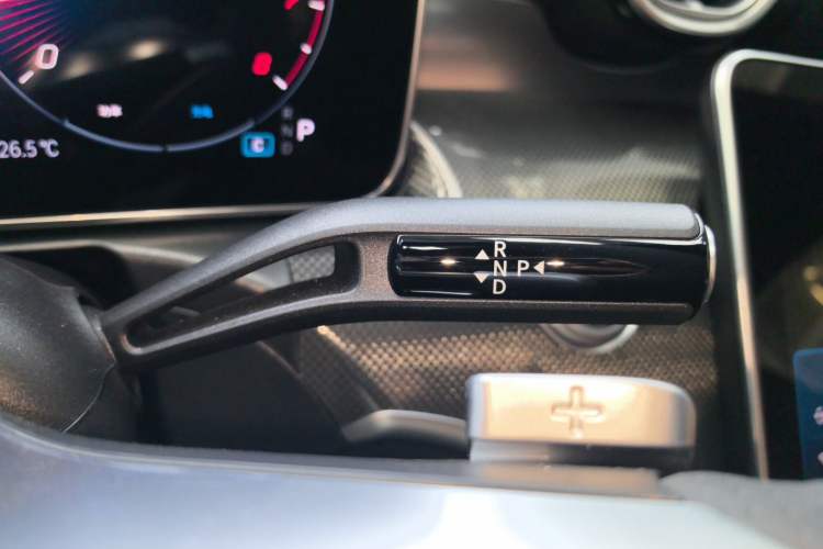 Used Mercedes-Benz C-Class 2025 C 260 L Sport Edition Gear Lever