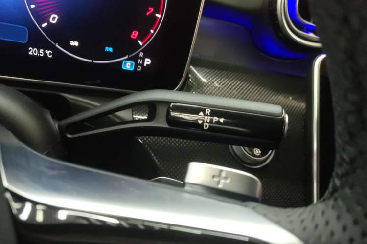 Used Mercedes-Benz C-Class 2025 Facelift C 260 L Sport Edition Gear Lever