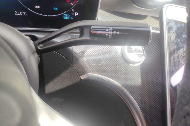 Used Mercedes-Benz C-Class 2025 C 260 L Sport Edition Gear Lever