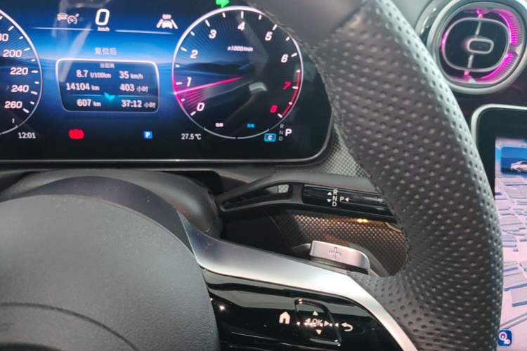 Used Mercedes-Benz C-Class 2025 Refresh C 200 L Sport Edition Gear Lever