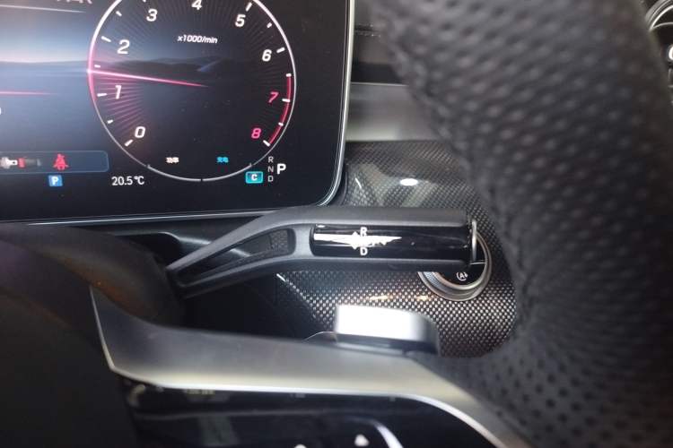 Used Mercedes-Benz C-Class 2025 C 260 L Sport Edition Gear Lever