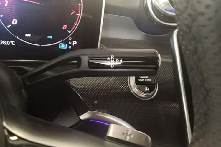 Used Mercedes-Benz C-Class 2025 C 260 L Obsidian Night Sport Edition Gear Lever