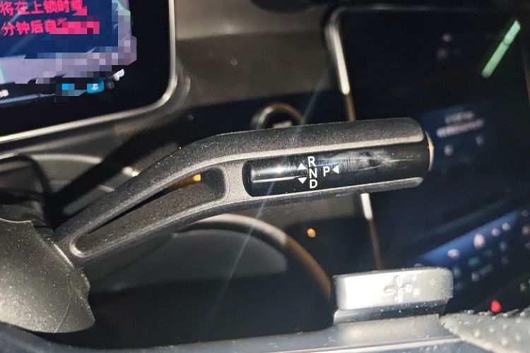 Used Mercedes-Benz C-Class 2025 Facelift C 260 L Sport Edition Gear Lever