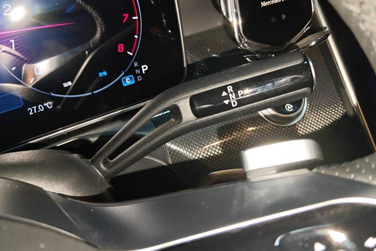 Used Mercedes-Benz C-Class 2025 Facelift C 260 L Sport Edition Gear Lever