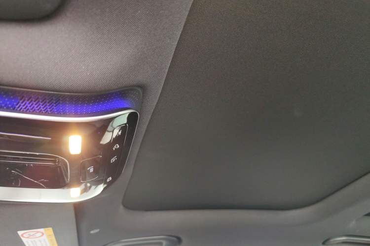 Used Mercedes-Benz C-Class 2025 C 260 L Obsidian Night Sport Edition Headliner