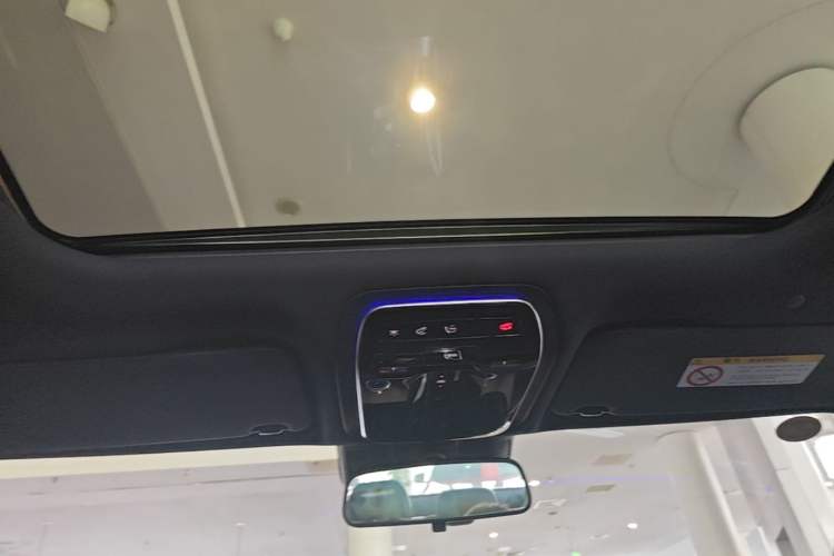 Used Mercedes-Benz C-Class 2025 Facelift C 260 L Sport Edition Headliner