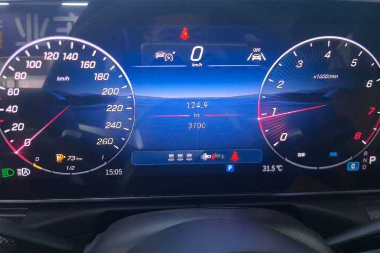Used Mercedes-Benz C-Class 2025 Facelift C 260 L Sport Edition Instrument Cluster