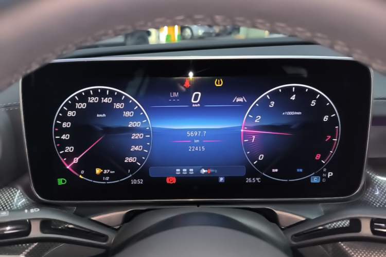 Used Mercedes-Benz C-Class 2025 C 260 L Sport Edition Instrument Cluster