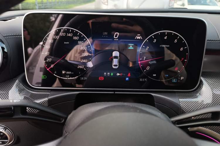 Used Mercedes-Benz C-Class 2025 C 260 L Sport Edition Instrument Cluster
