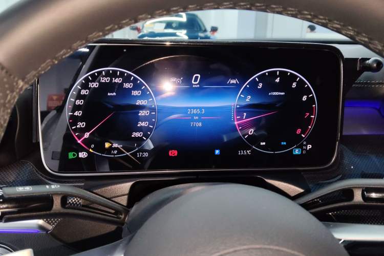 Used Mercedes-Benz C-Class 2025 C 260 L Obsidian Night Sport Edition Instrument Cluster