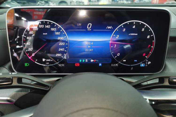 Used Mercedes-Benz C-Class 2025 Refresh C 200 L Sport Edition Instrument Cluster