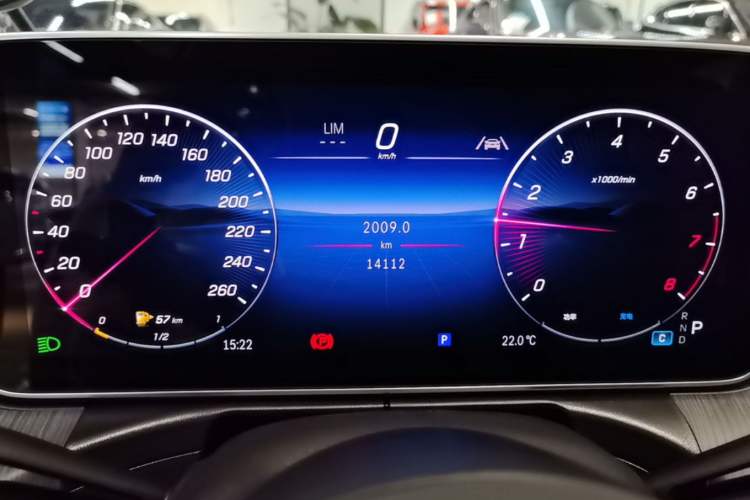 Used Mercedes-Benz C-Class 2025 C 200 L Sport Edition Instrument Cluster