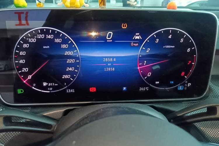 Used Mercedes-Benz C-Class 2025 C 260 L Sport Edition Instrument Cluster