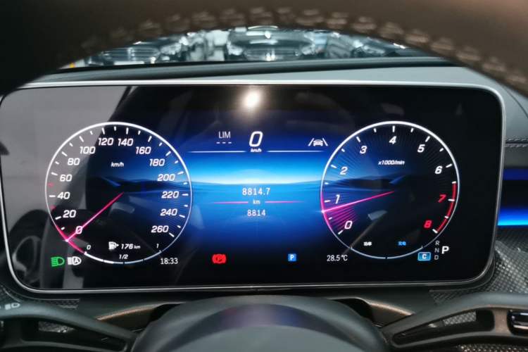 Used Mercedes-Benz C-Class 2025 Facelift C 260 L Sport Edition Instrument Cluster