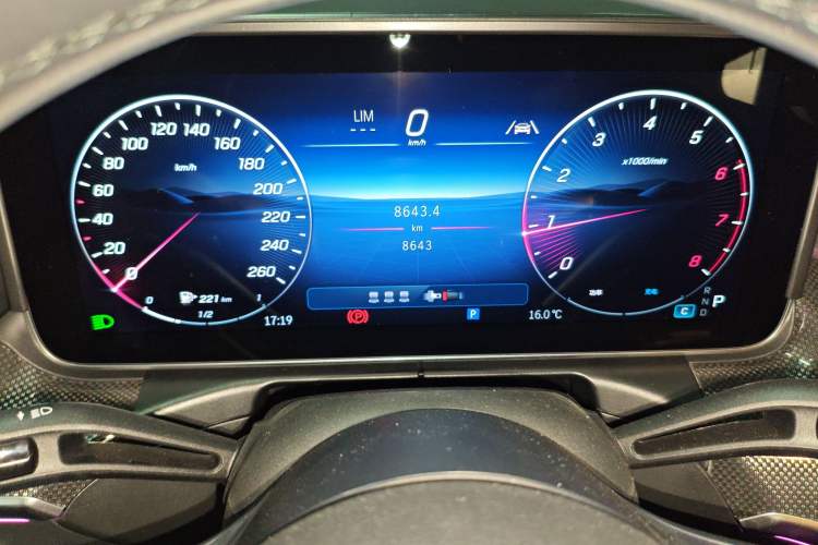 Used Mercedes-Benz C-Class 2025 Facelift C 260 L Sport Edition Instrument Cluster