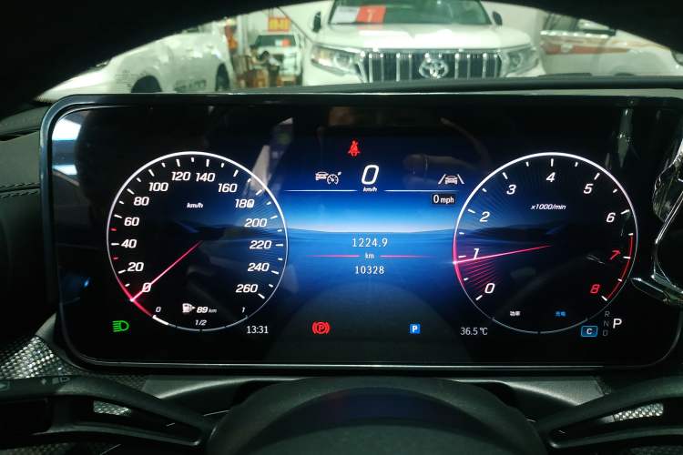 Used Mercedes-Benz C-Class 2025 Facelift C 260 L Sport Edition Instrument Cluster