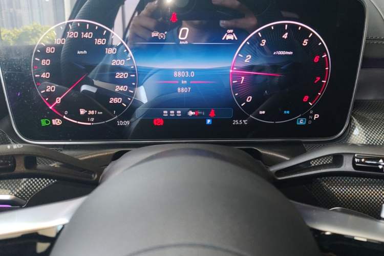 Used Mercedes-Benz C-Class 2025 C 260 L Obsidian Night Sport Edition Instrument Cluster