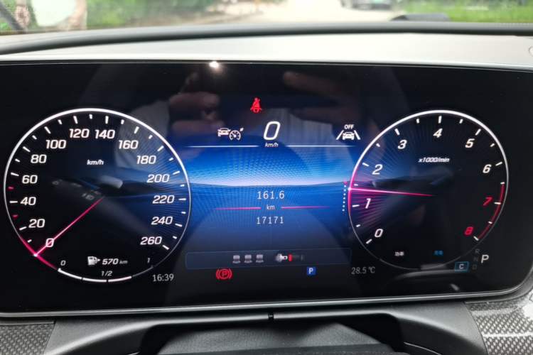 Used Mercedes-Benz C-Class 2025 Facelift C 260 L Sport Edition Instrument Cluster