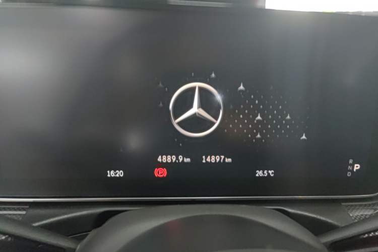 Used Mercedes-Benz C-Class 2025 Facelift C 260 L Sport Edition Instrument Cluster