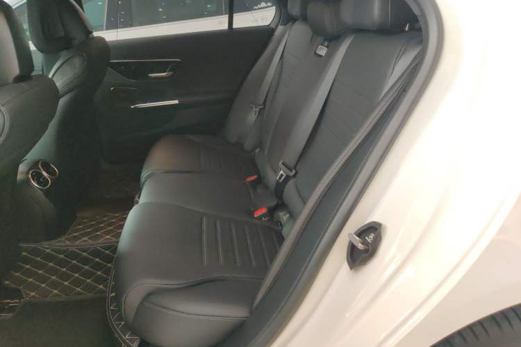 Used Mercedes-Benz C-Class 2025 C 200 L Sport Edition Interior 1