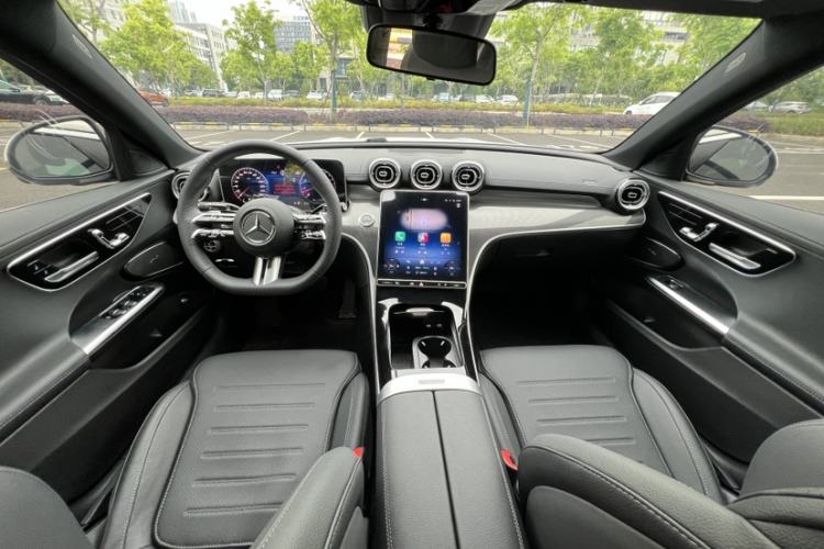 Used Mercedes-Benz C-Class 2025 Facelift C 260 L Sport Edition Interior 1