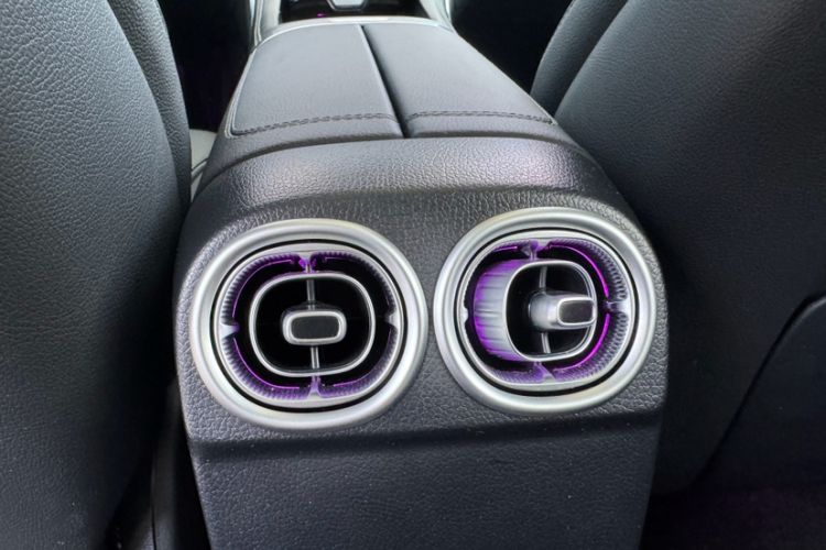 Used Mercedes-Benz C-Class 2025 C 260 L Sport Edition Interior 1