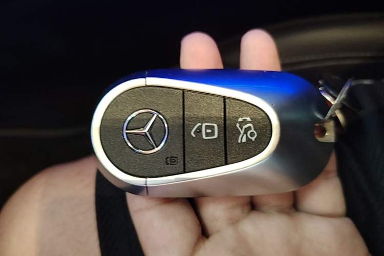 Used Mercedes-Benz C-Class 2025 C 260 L Obsidian Night Sport Edition Interior 1