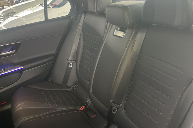 Used Mercedes-Benz C-Class 2025 Facelift C 260 L Sport Edition Interior 13