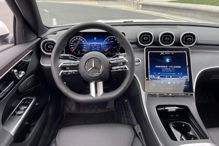 Used Mercedes-Benz C-Class 2025 Refresh C 200 L Sport Edition Interior 2
