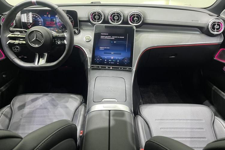 Used Mercedes-Benz C-Class 2025 Refresh C 200 L Sport Edition Interior 2