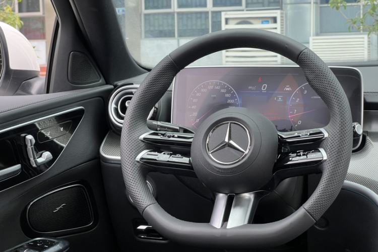 Used Mercedes-Benz C-Class 2025 Facelift C 260 L Sport Edition Interior 2