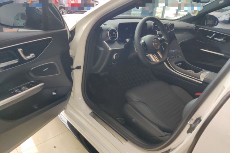 Used Mercedes-Benz C-Class 2025 C 200 L Sport Edition Interior 3