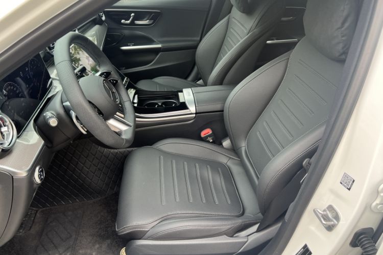 Used Mercedes-Benz C-Class 2025 Facelift C 260 L Sport Edition Interior 3