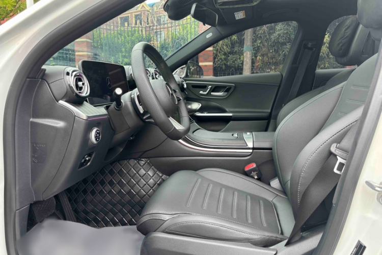 Used Mercedes-Benz C-Class 2025 C 260 L Sport Edition Interior 3