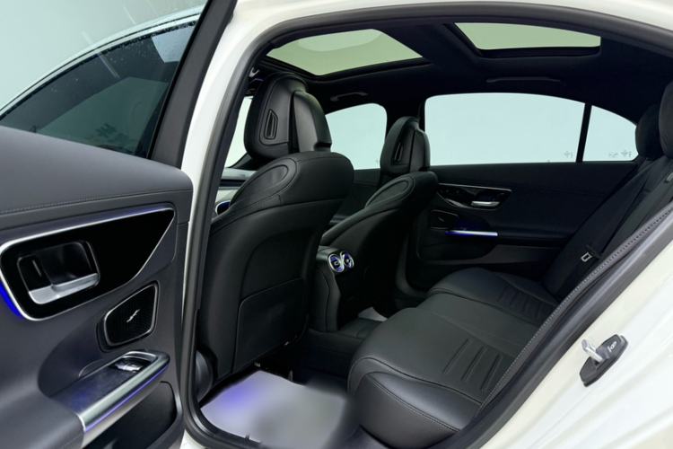 Used Mercedes-Benz C-Class 2025 Facelift C 260 L Sport Edition Interior 3