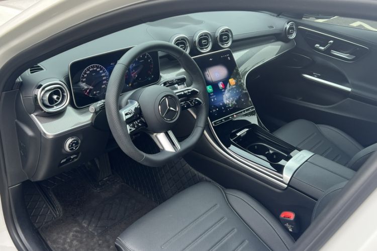 Used Mercedes-Benz C-Class 2025 Facelift C 260 L Sport Edition Interior 4