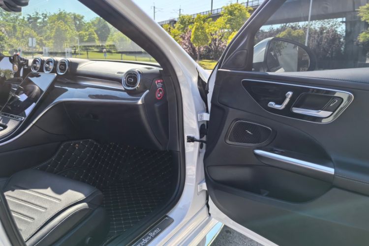 Used Mercedes-Benz C-Class 2025 C 260 L Sport Edition Interior 4