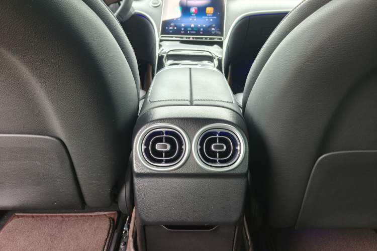 Used Mercedes-Benz C-Class 2025 Facelift C 260 L Sport Edition Interior 4