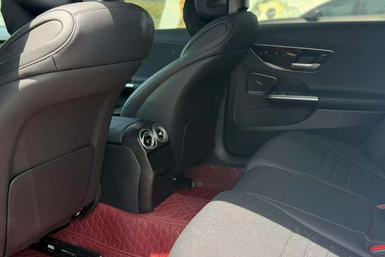 Used Mercedes-Benz C-Class 2025 C 260 L Sport Edition Interior 4