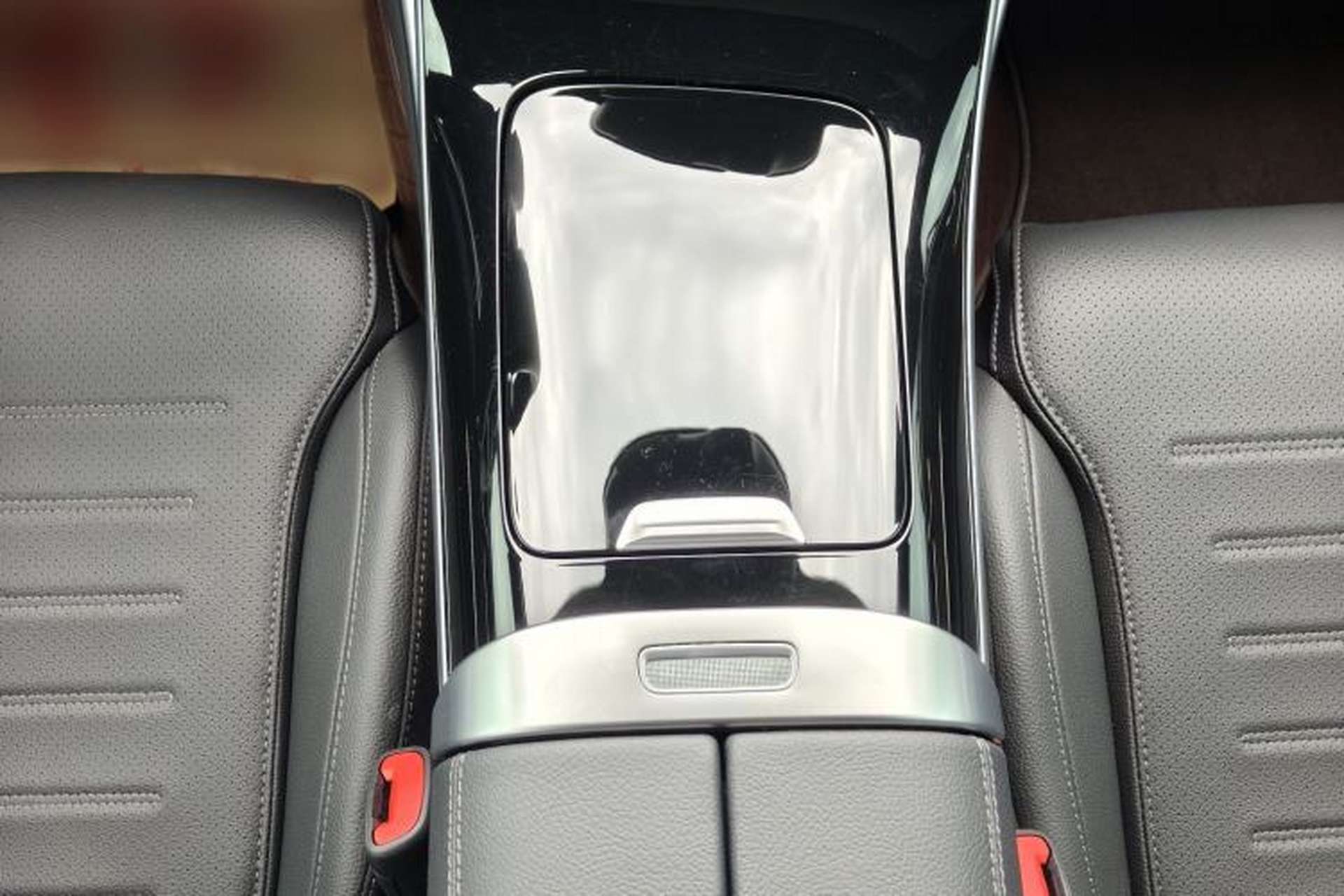 Used Mercedes-Benz C-Class 2025 Facelift C 260 L Sport Edition Interior 5
