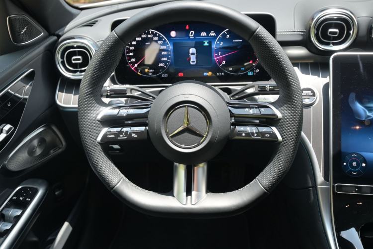 Used Mercedes-Benz C-Class 2025 C 260 L Obsidian Night Sport Edition Interior 5