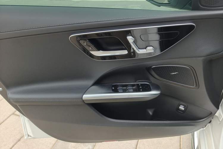 Used Mercedes-Benz C-Class 2025 Facelift C 260 L Sport Edition Interior 6