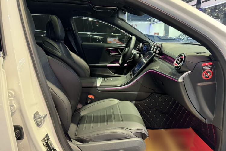 Used Mercedes-Benz C-Class 2025 Facelift C 260 L Sport Edition Interior 9