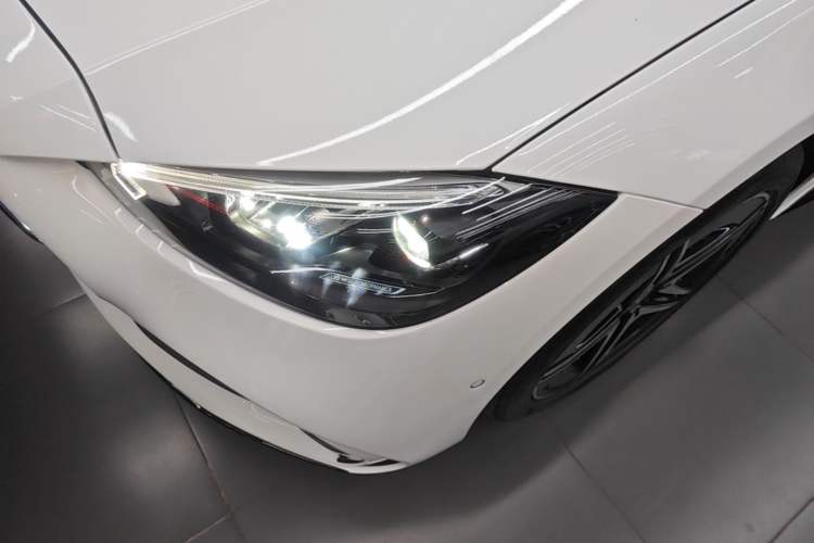 Used Mercedes-Benz C-Class 2025 C 260 L Obsidian Night Sport Edition Left Front Headlight