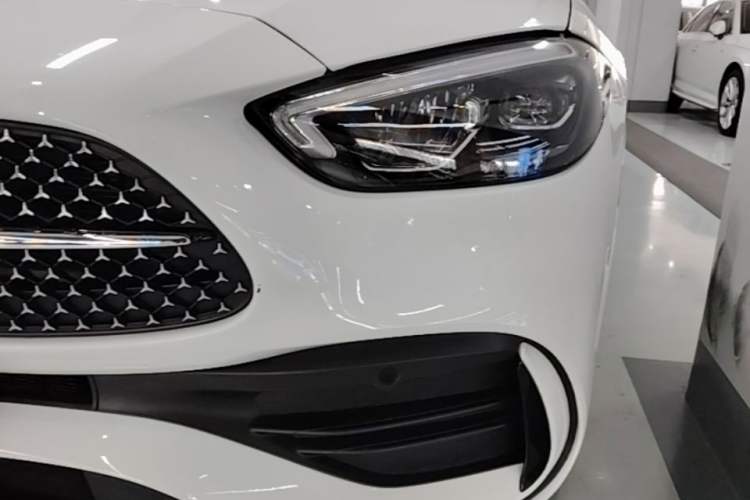 Used Mercedes-Benz C-Class 2025 Refresh C 260 L Night Edition Sports Version Left Front Headlight