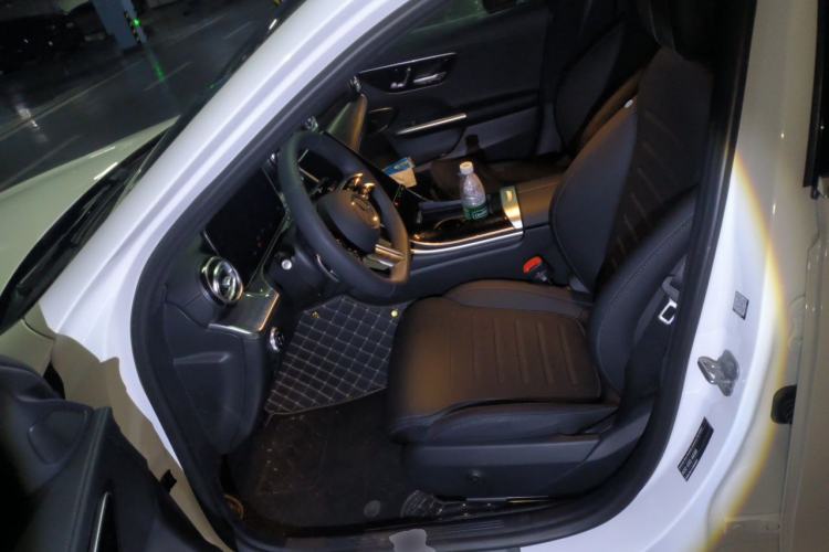 Used Mercedes-Benz C-Class 2025 Facelift C 260 L Sport Edition Left Front Seat