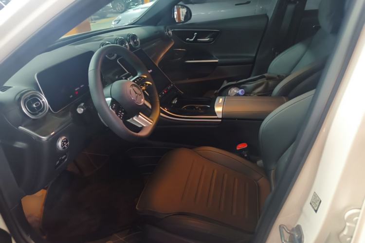 Used Mercedes-Benz C-Class 2025 Facelift C 260 L Sport Edition Left Front Seat