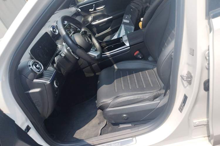 Used Mercedes-Benz C-Class 2025 C 260 L Obsidian Night Sport Edition Left Front Seat